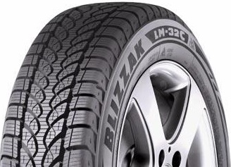 Bridgestone Blizzak LM-32C 215/60 R16
