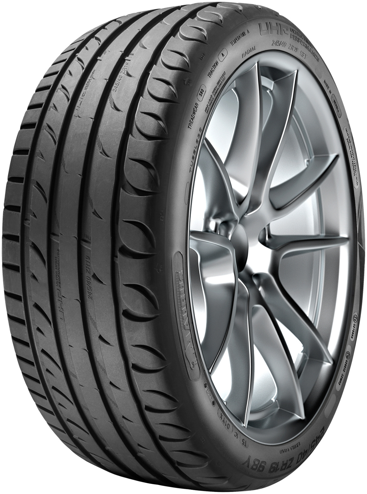 Taurus UHP 215/55 R18